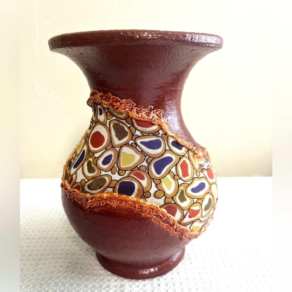 Handmade Terracotta Vase Very Unique 7”Tall 
Excellent Condition💫💫